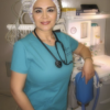 Dr. Eliana Oleas V.